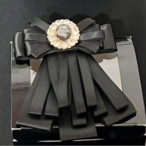 FESTIVAL SALE - Elegant Black English BowTie with Gem Detail